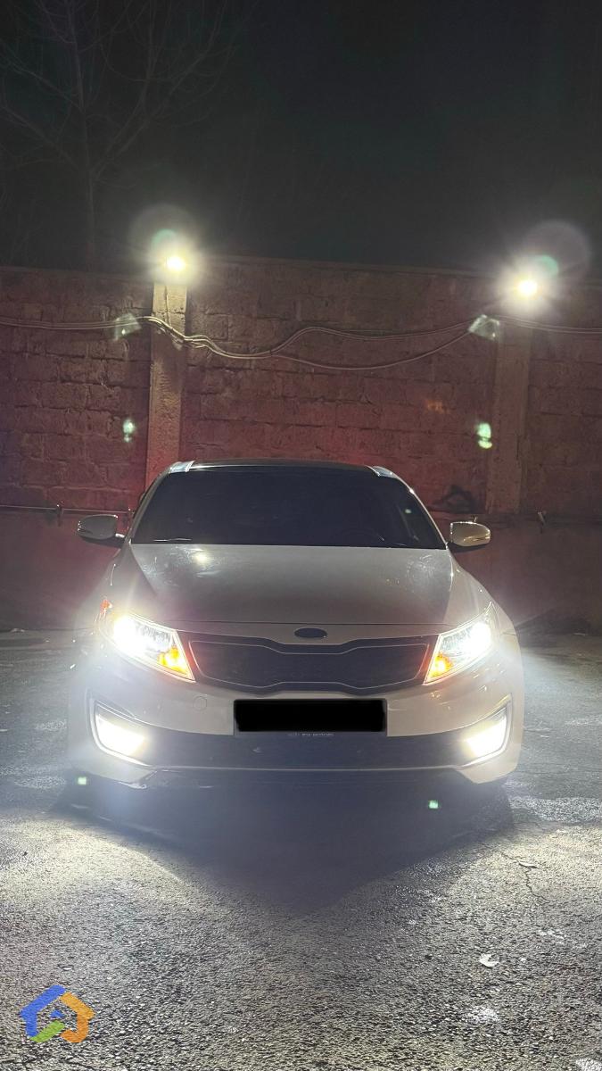 KIA OPTIMA HYBRID - image 11