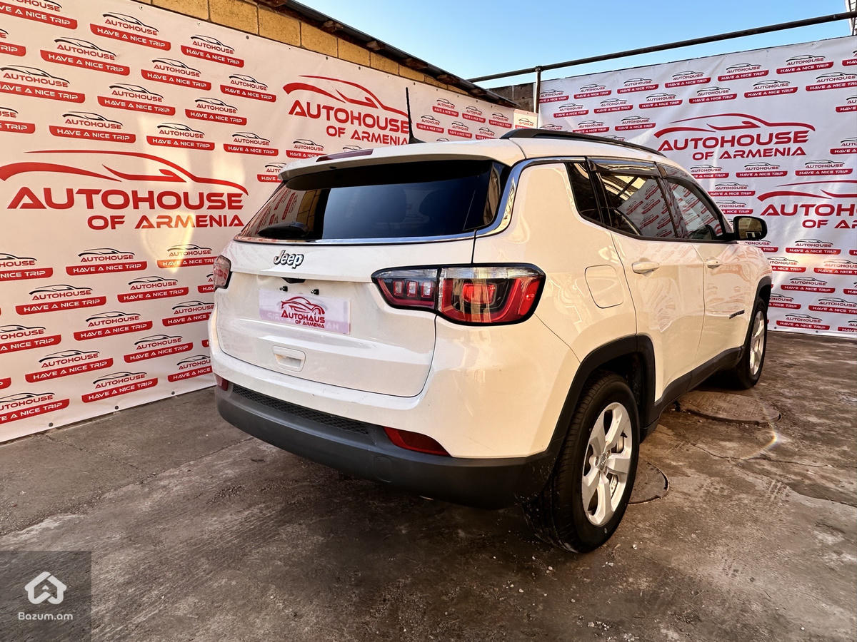 JEEP COMPASS - image 10