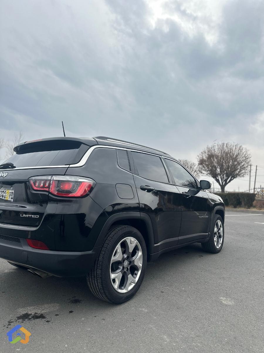 jeep compas - image 4