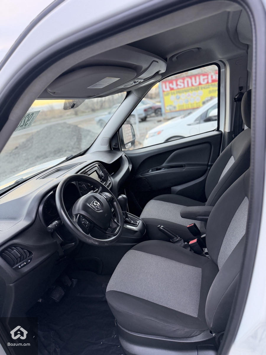 RAM PROMASTER CITY - image 11