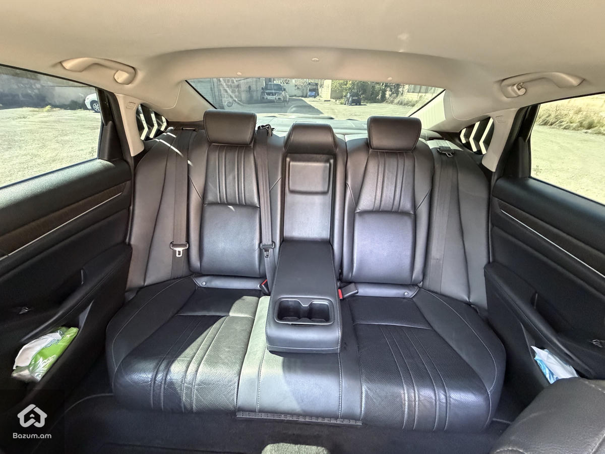 HONDA ACCORD EX-L HYBRID  - image 11