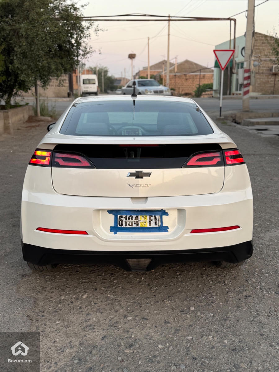 Chevrolet volt 1 - image 4