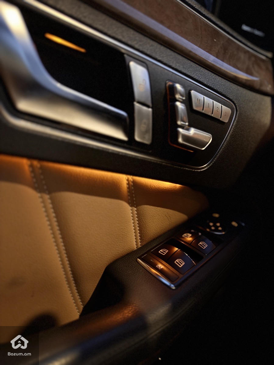 Mercedes-Benz E-class - image 12