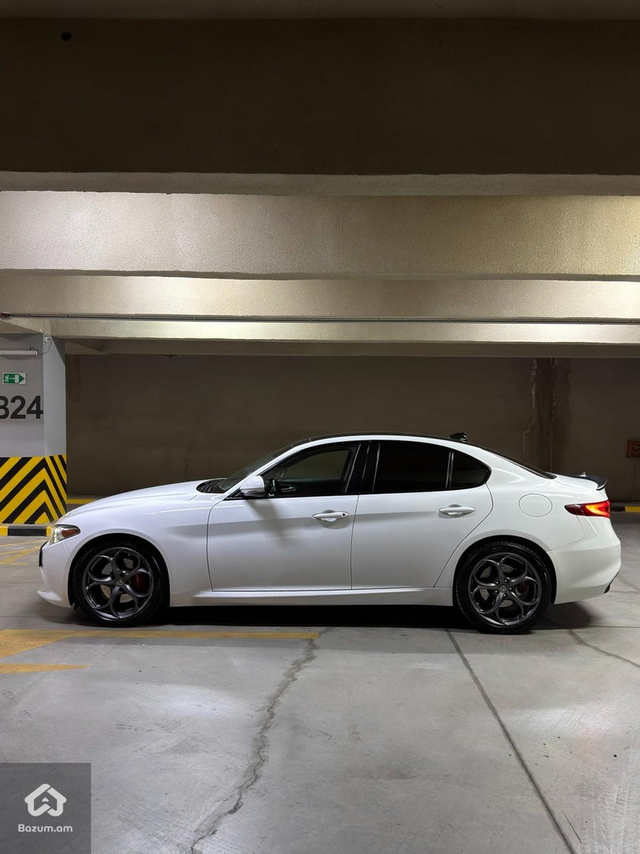 Alfa Romeo Giulia - image 6