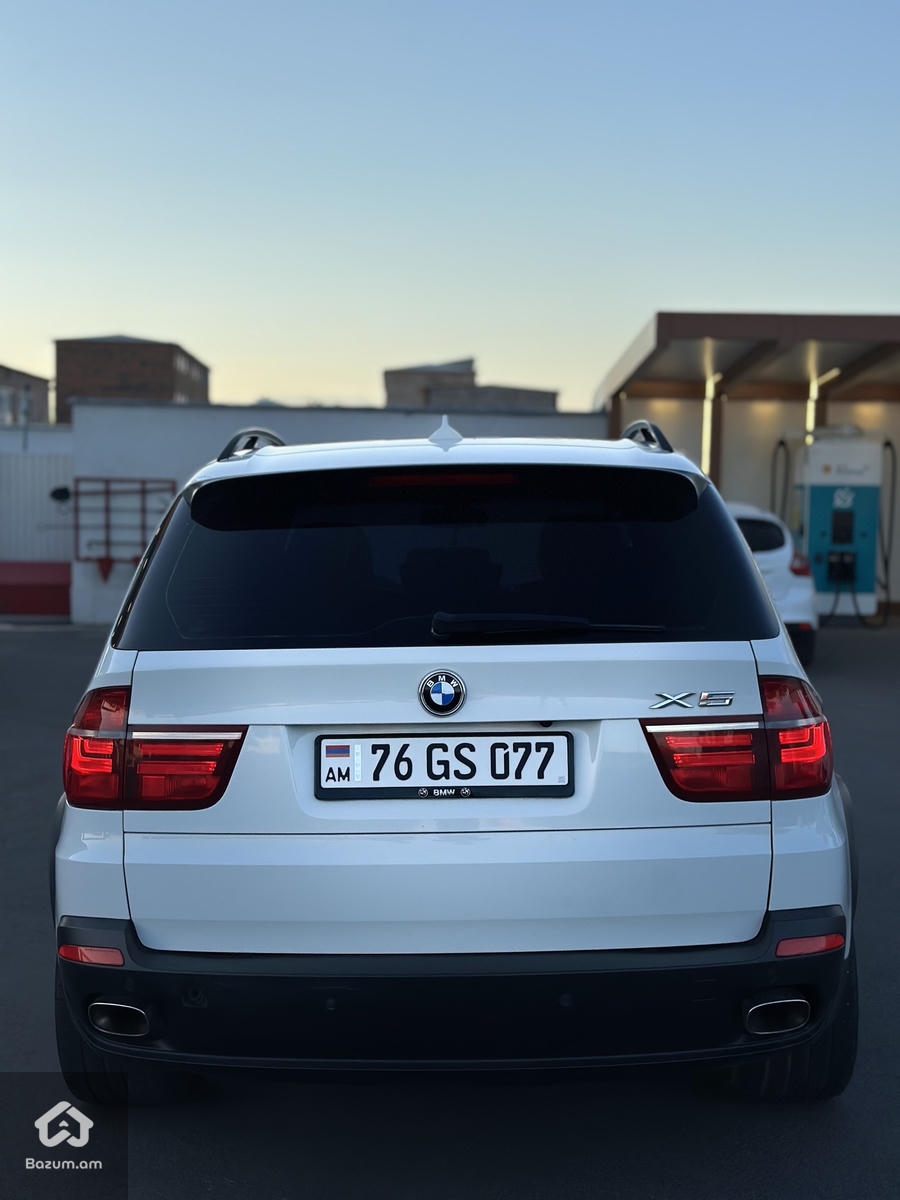 BamW X5 E70 - image 3