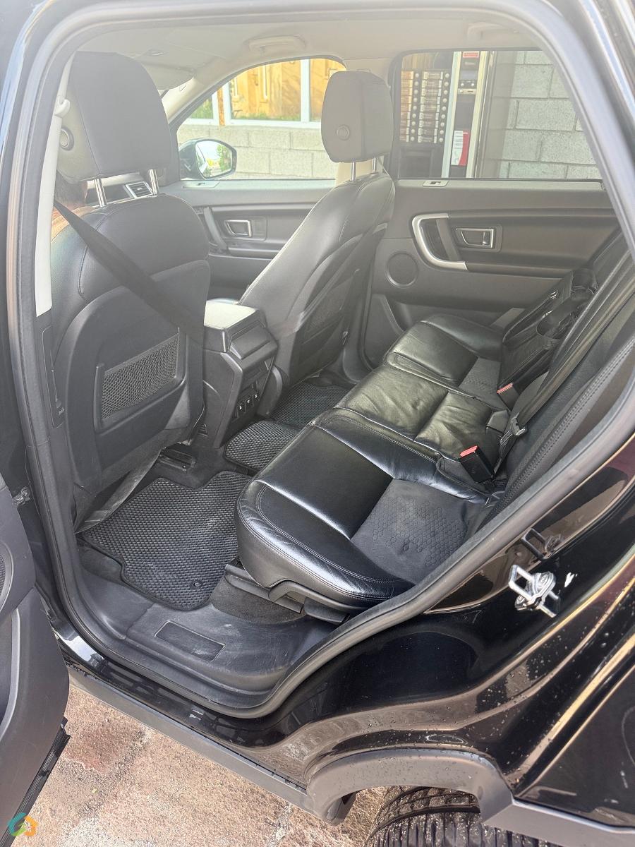 land rover discovery - image 6