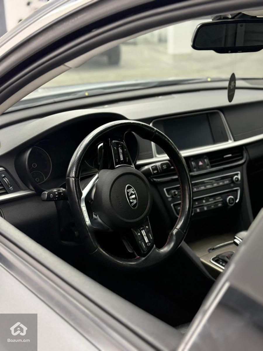 Kia Optima SX 2.0 Turbo - image 6