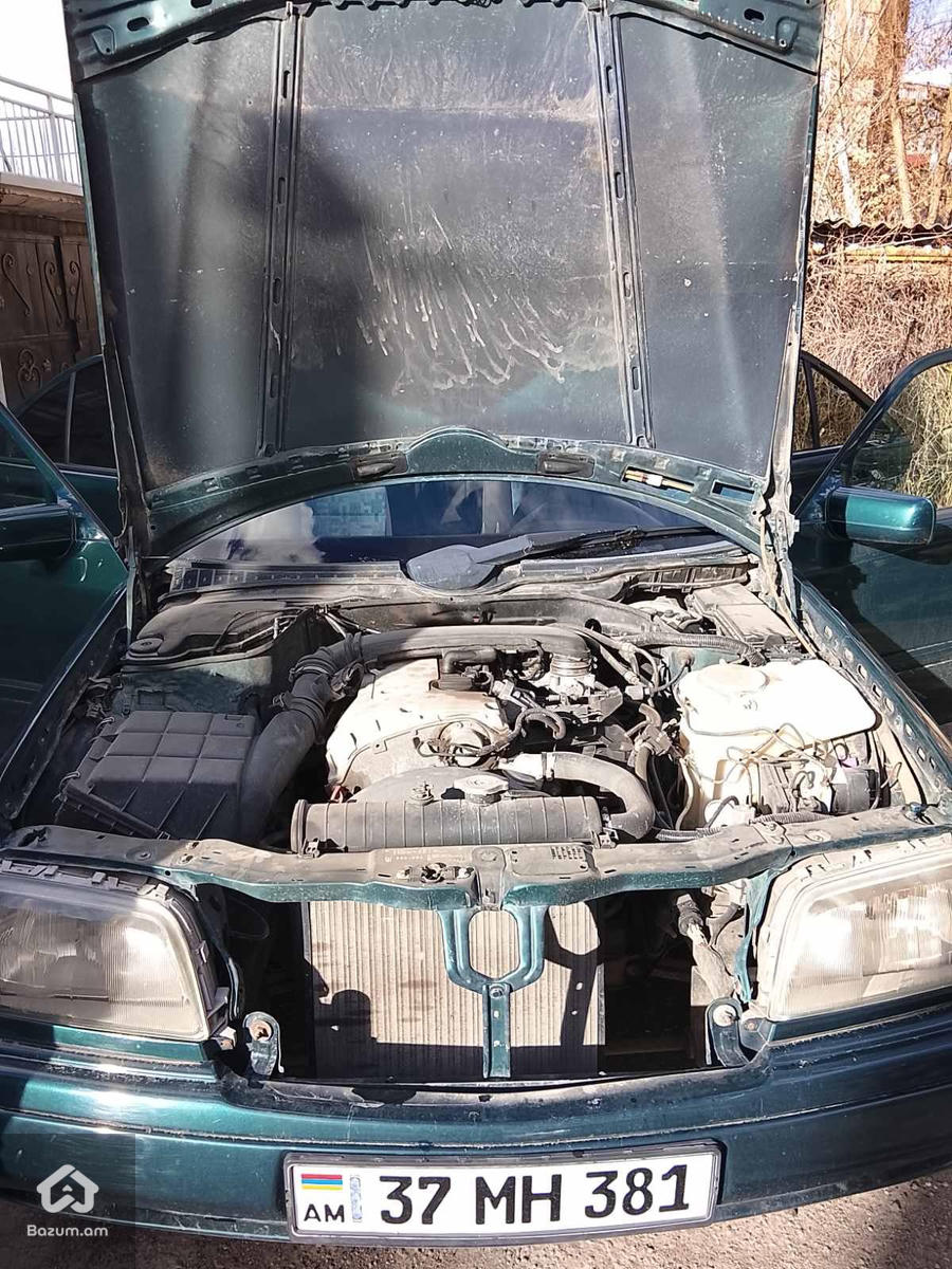  Mercedes benz c class - image 14