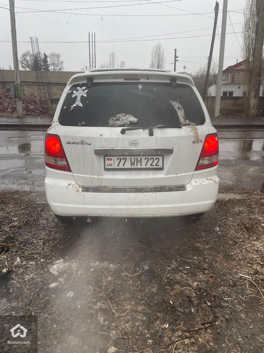 Kia Sorento  - image 6