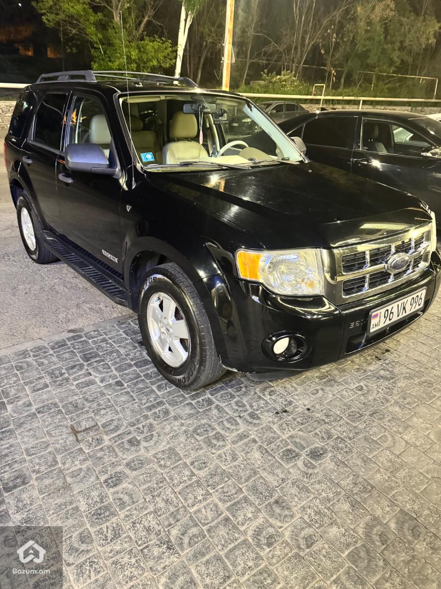 Ford Escape  - image 8