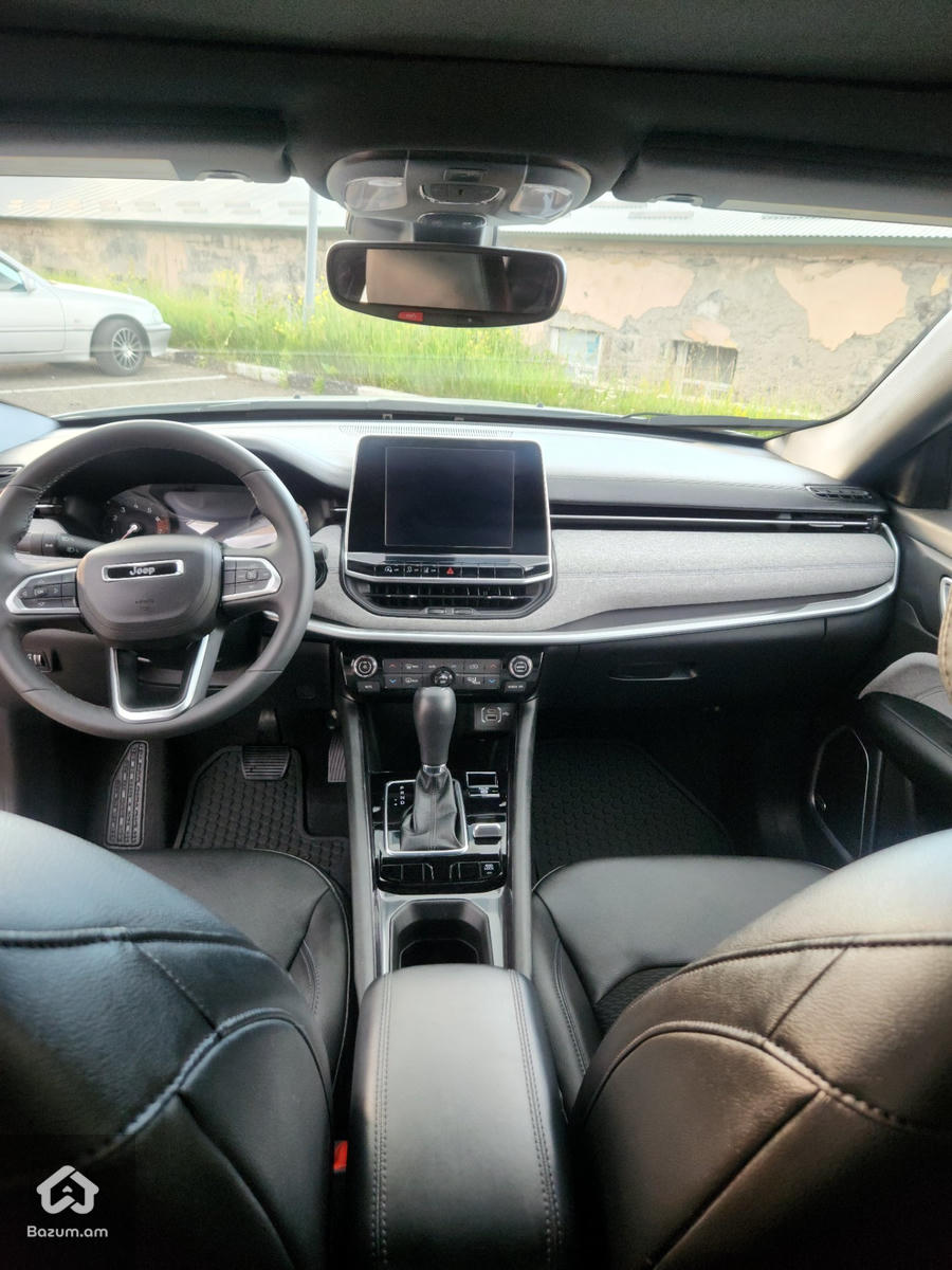 Jeep Compass  - image 14