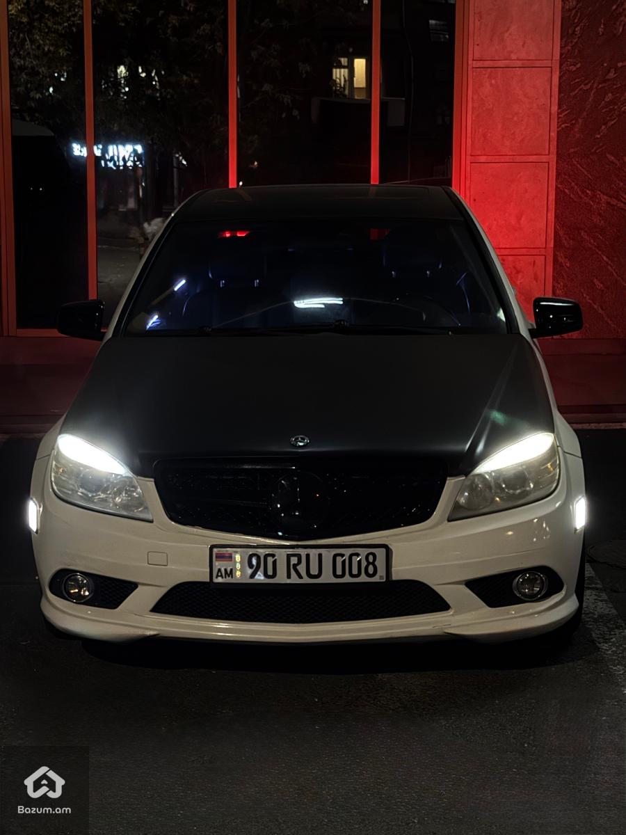mercedes benz c300 w204 - image 1