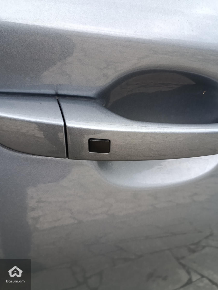 Hyundai Kona Sel Plus - image 10