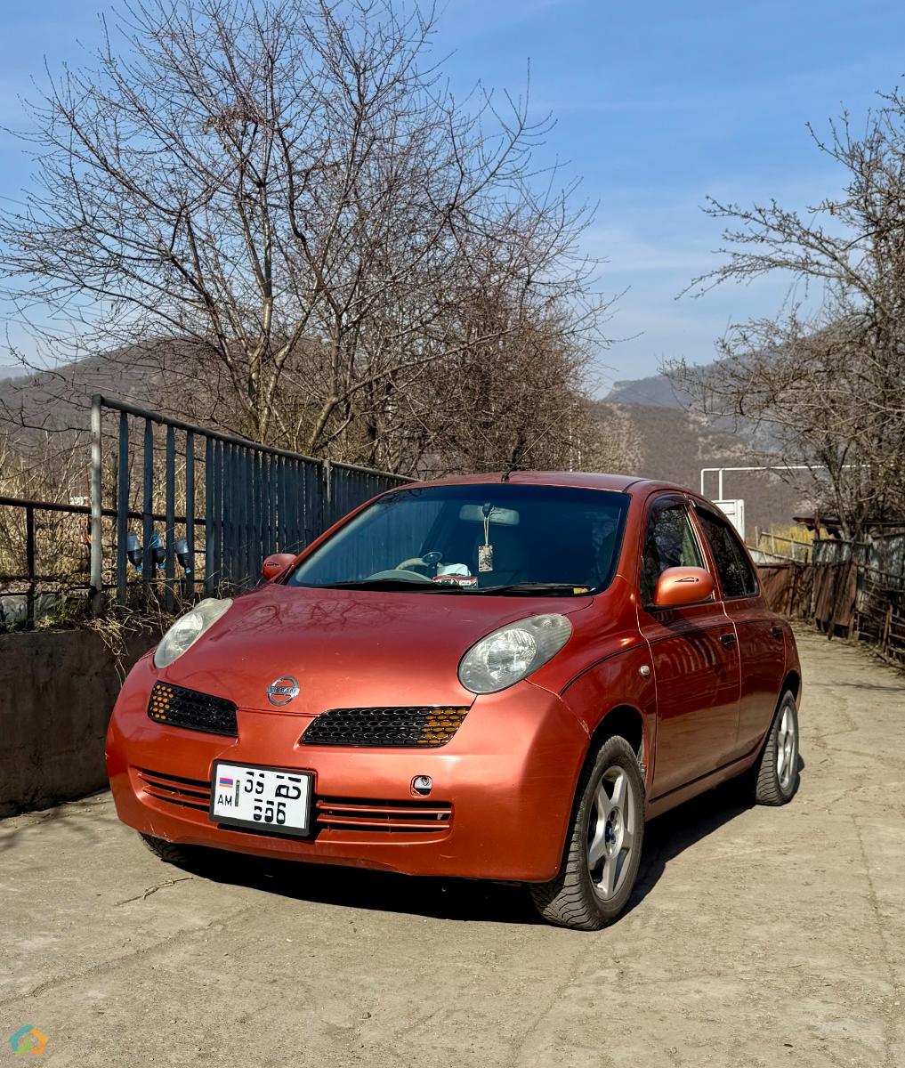 Nissan March - image 1