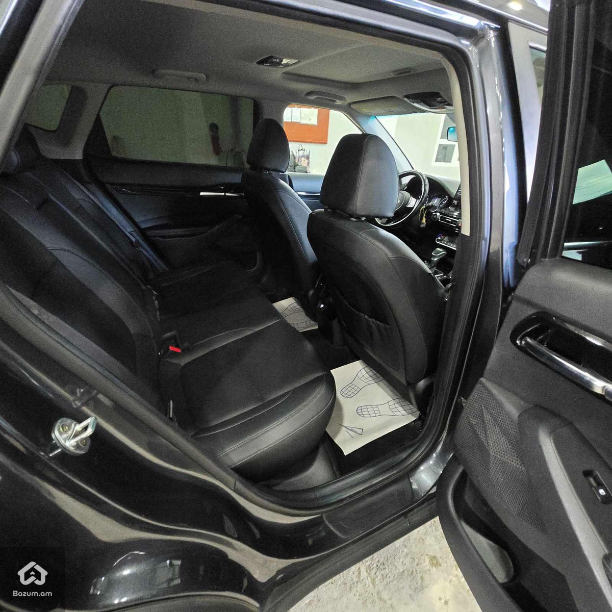 Kia Seltos - image 9