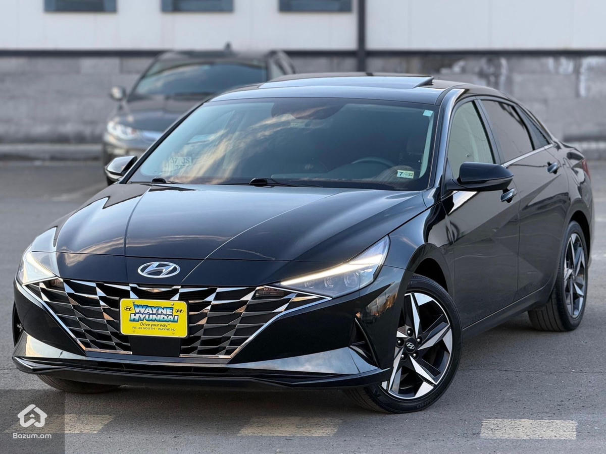 Hyundai Elantra - image 8