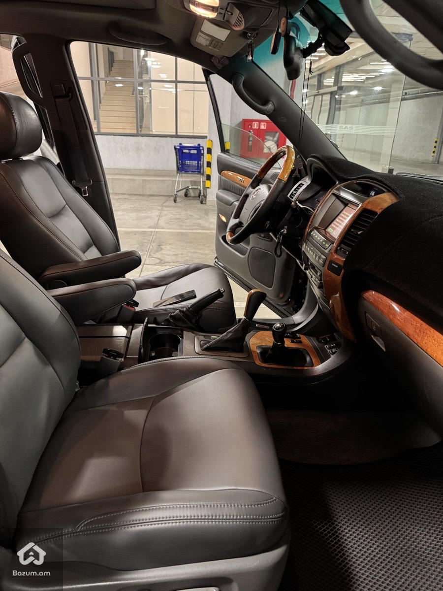 Lexus - image 11