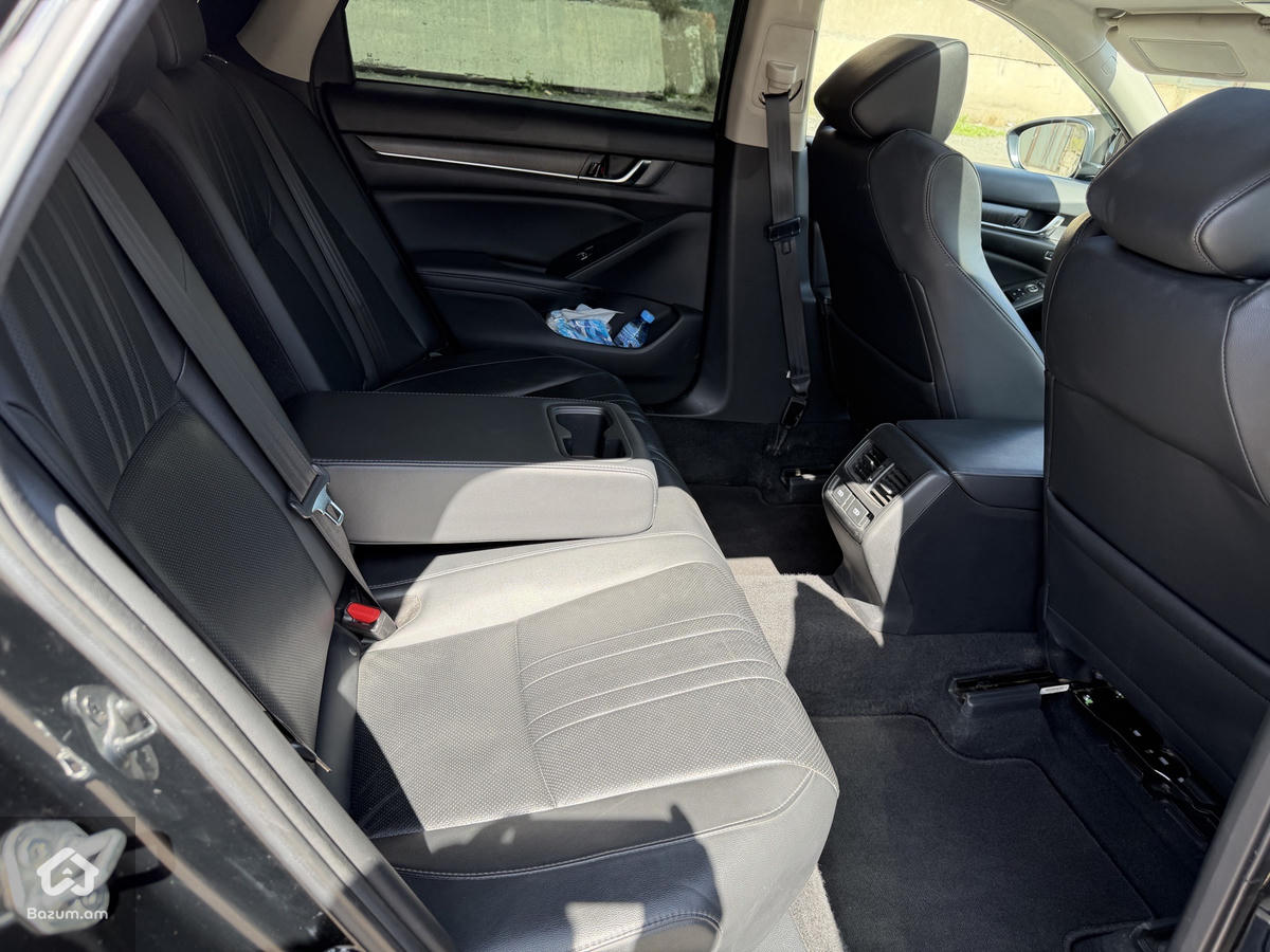 HONDA ACCORD EX-L HYBRID  - image 12