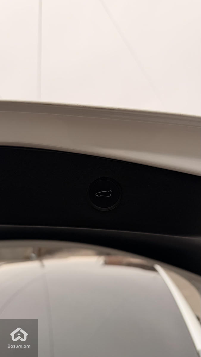 Tesla Model 3 2022 - image 13