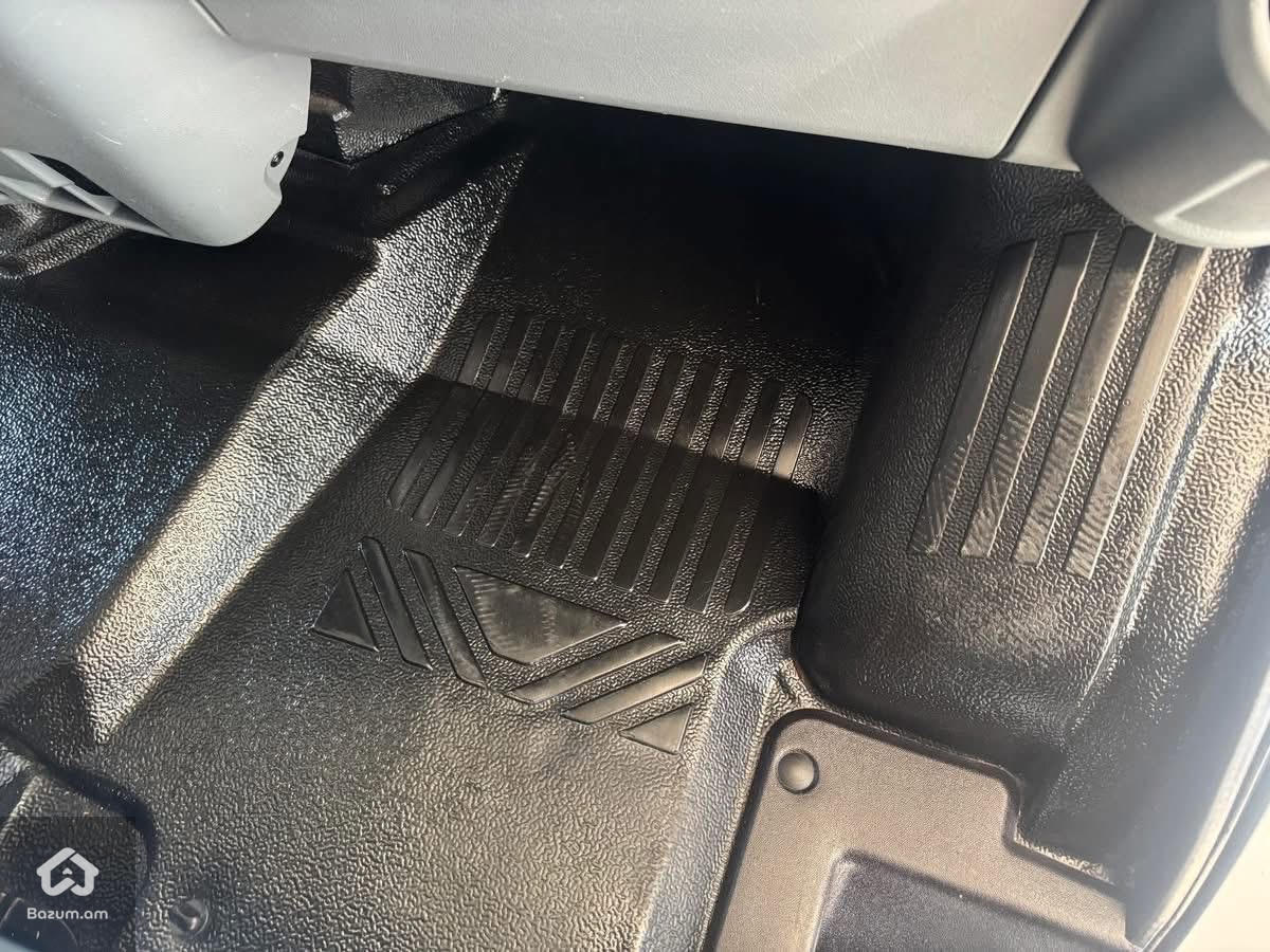 Ford transit  - image 7