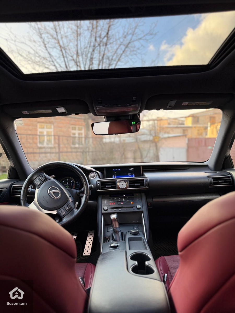 Lexus Is 300 F Sport  - image 2