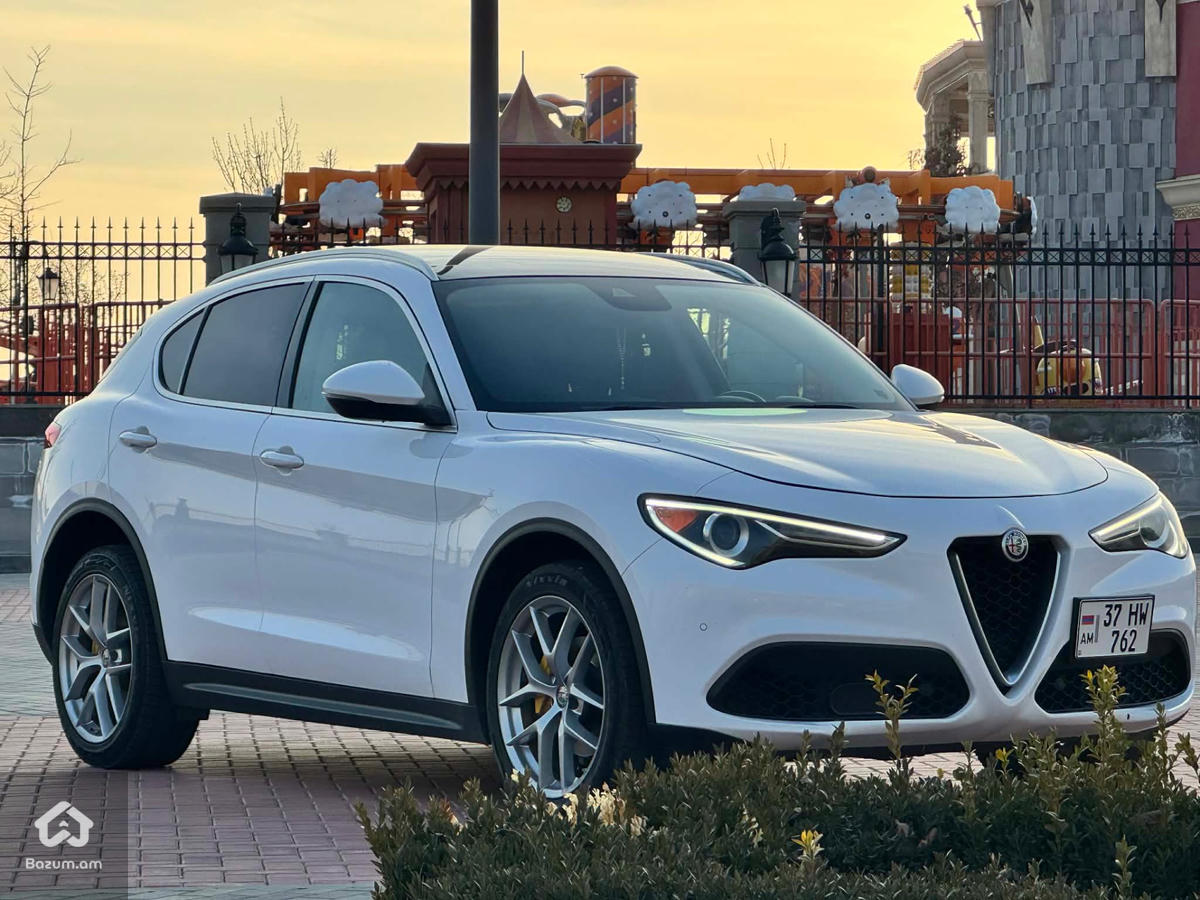 Alfa Romeo Stelvio - image 2