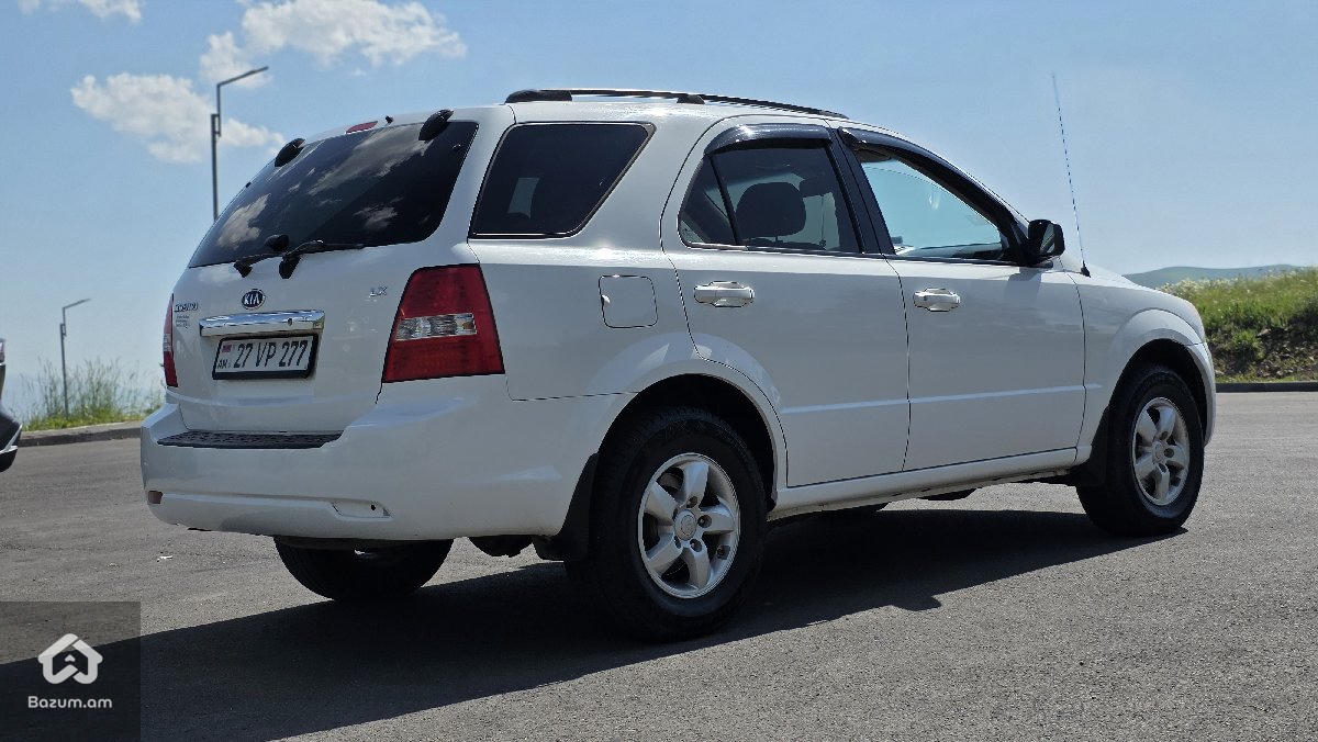 Kia Sorento - image 3