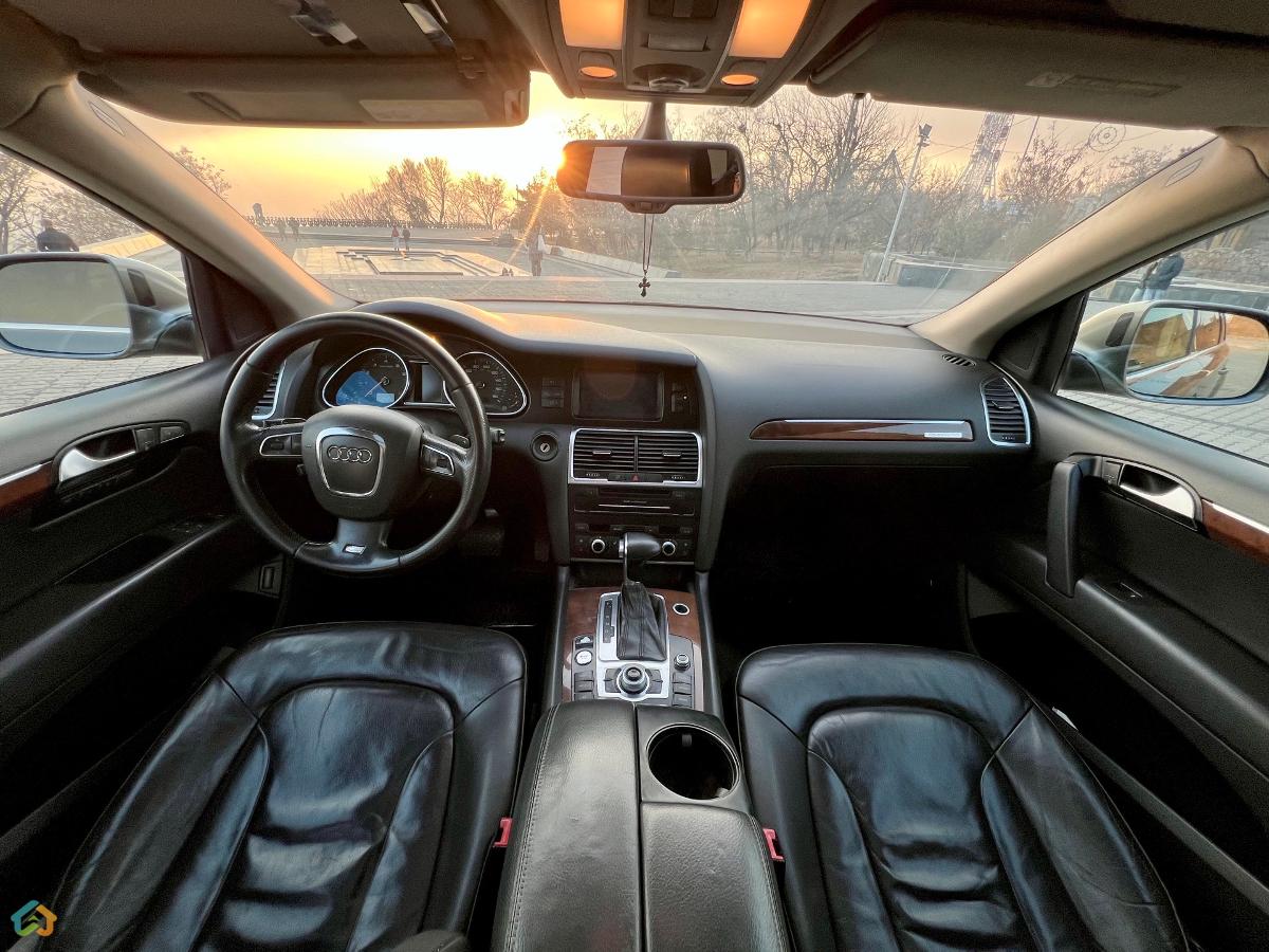 Audi Q7 Sline Quattro - image 6