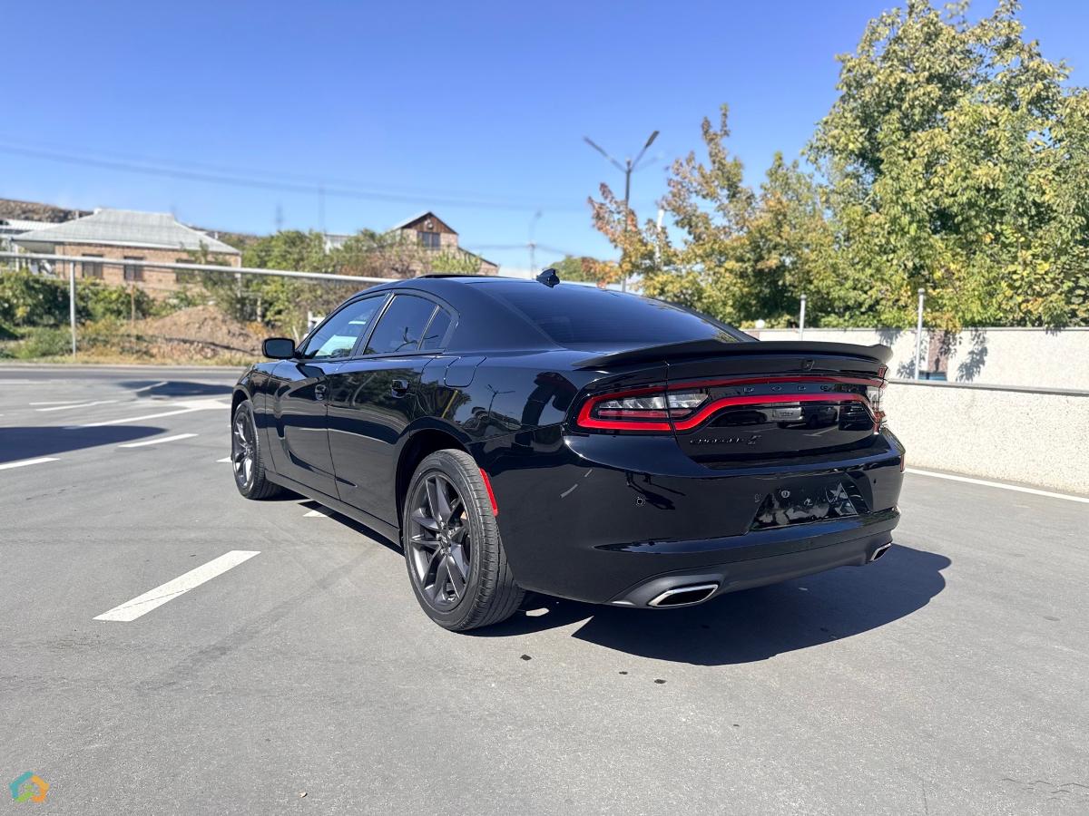 Dodge Charger ST - image 3