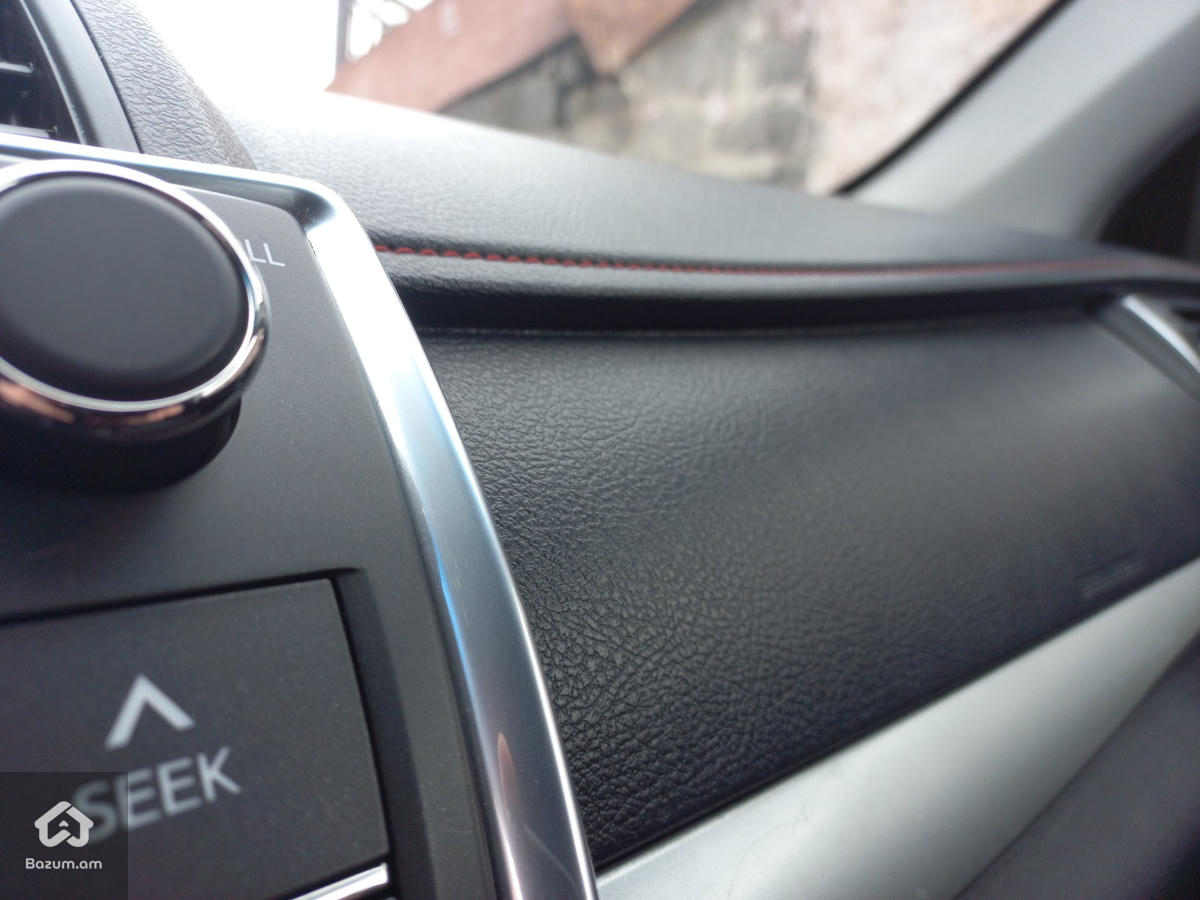 Toyota Camry - image 22