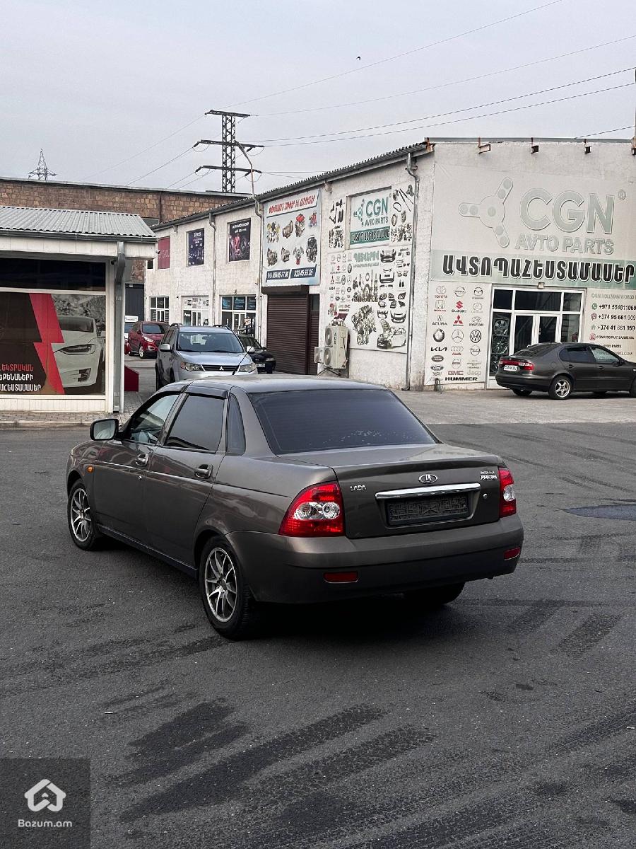 Lada Priota - image 4