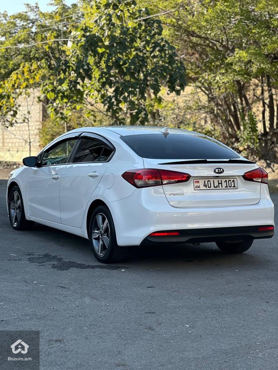 KIA FORTE LX - image 3