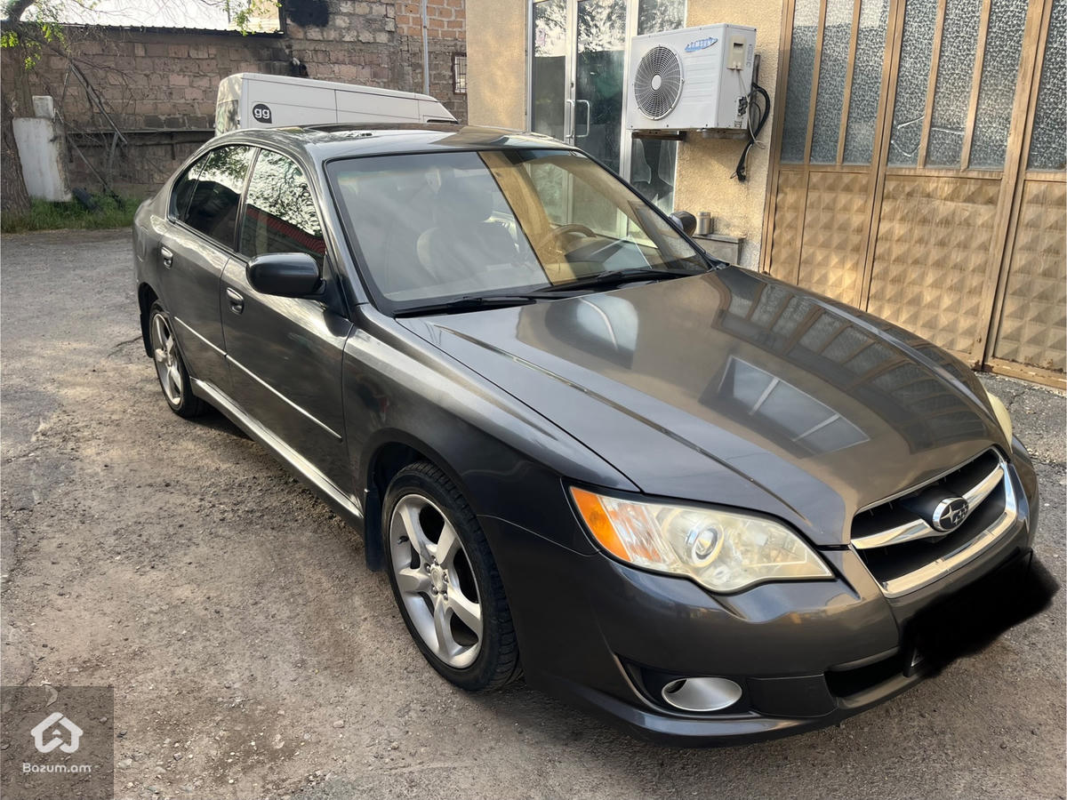 Subaru Legacy - image 7