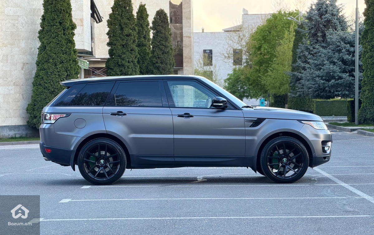 2014 Range Rover Sport 3.0L - image 11