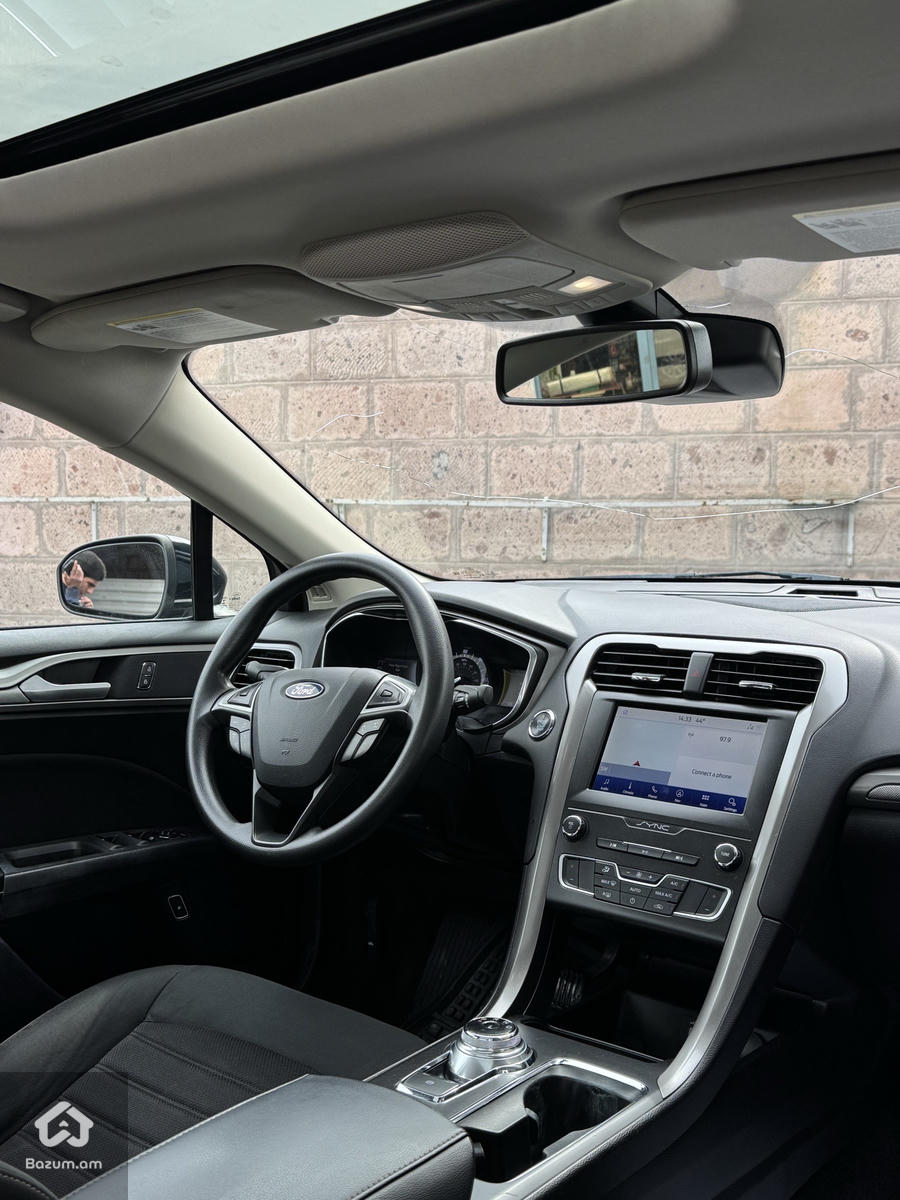 Ford Fusion Hybrid 2020 - image 7