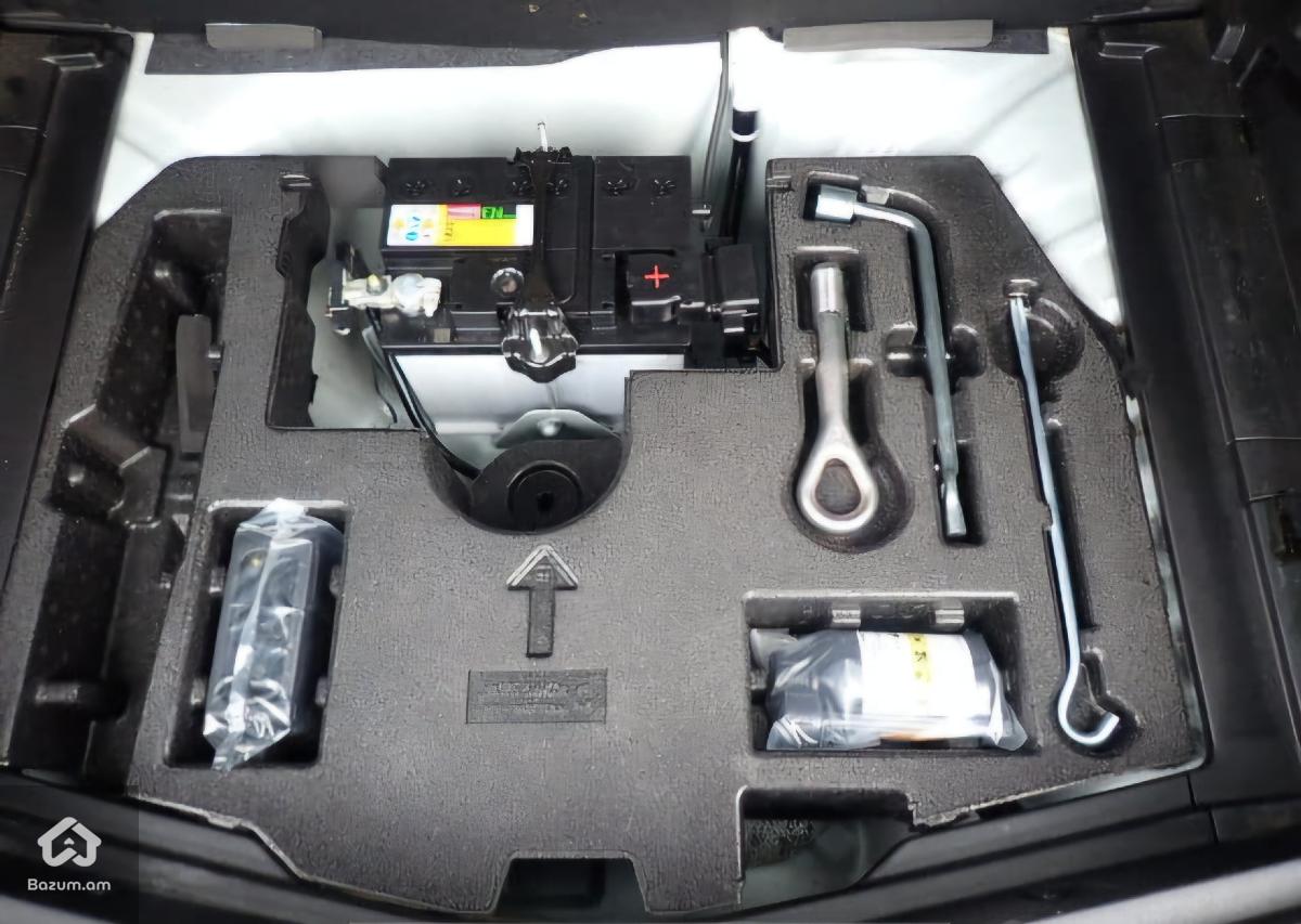 Nissan Note E-Power Hybrid NISMO 2017թ - image 15