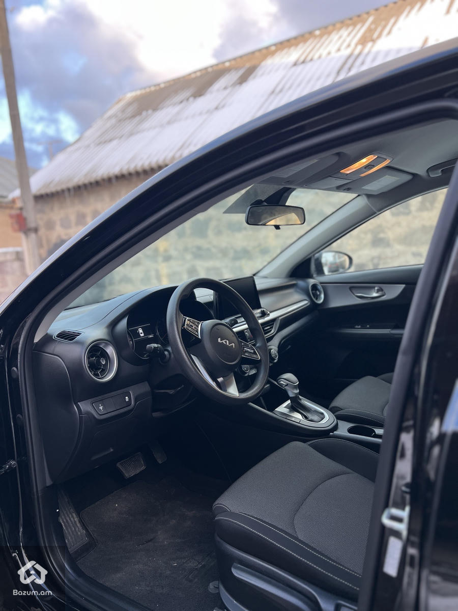 KIA FORTE LXS 2024 2.0 - image 7