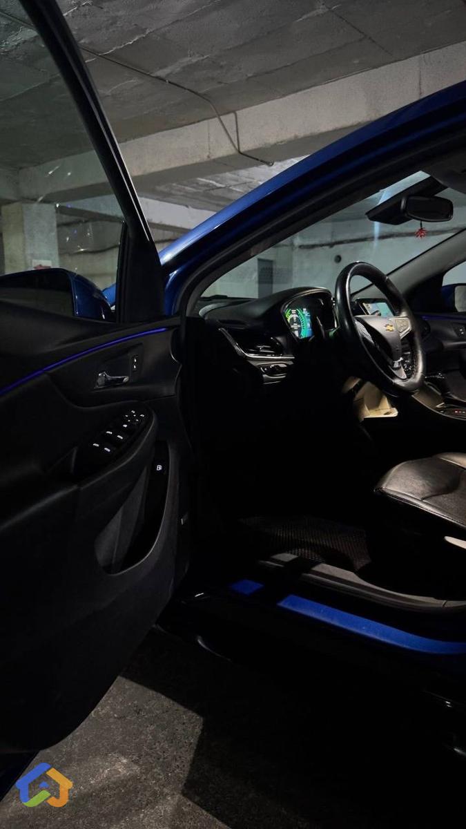 Chevrolet Volt 2 Premier - image 4