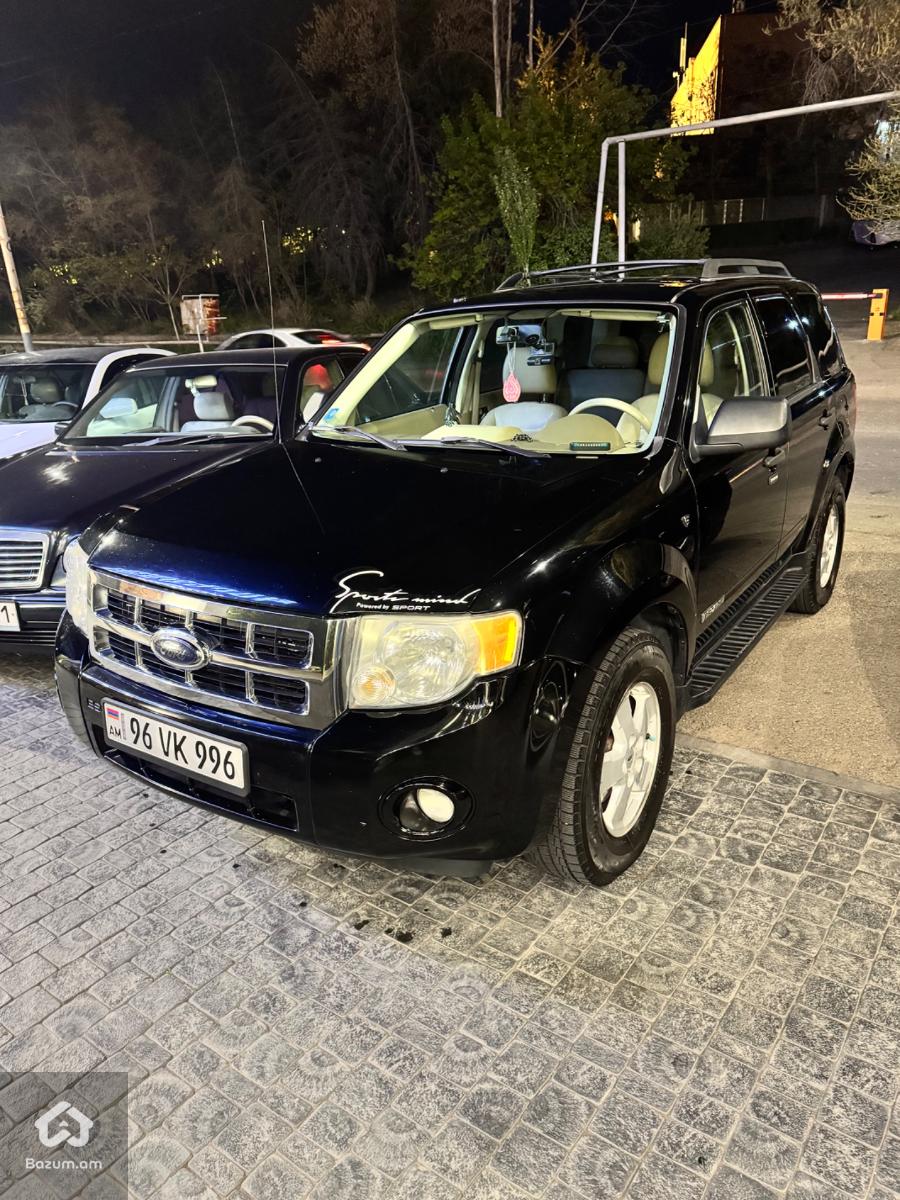 Ford Escape  - image 7