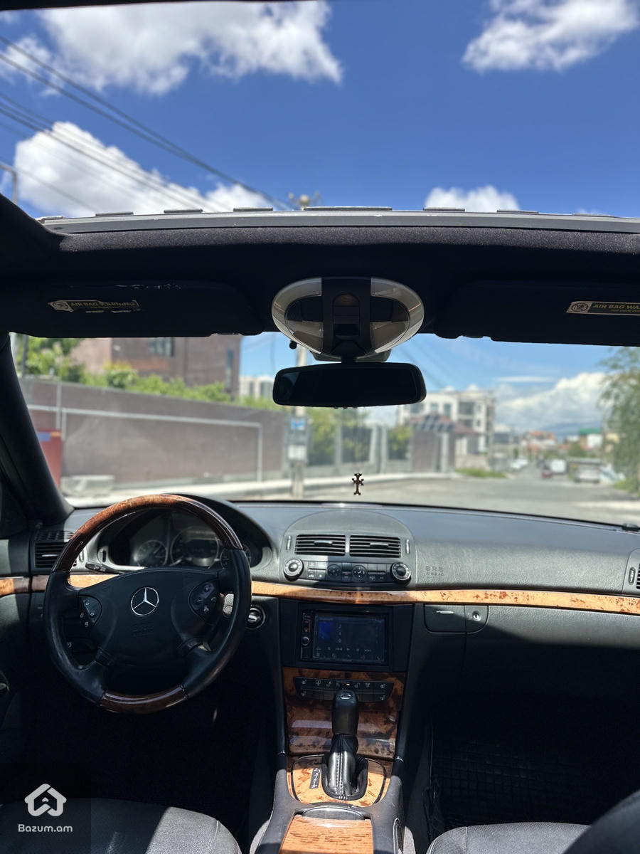 Mrcedes Benz E350 W211 - image 12