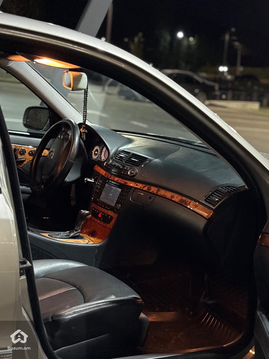 Mercedes e350 - image 4