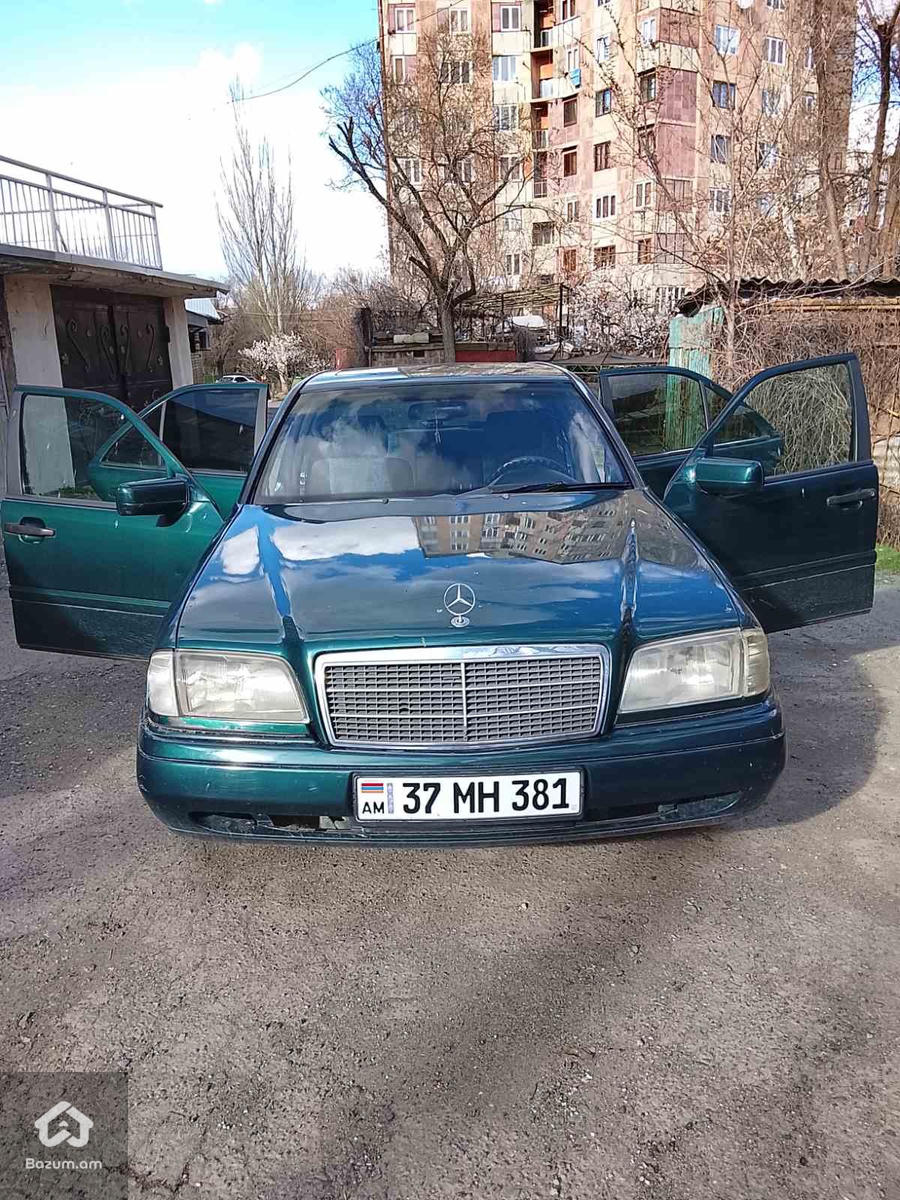  Mercedes benz c class - image 5