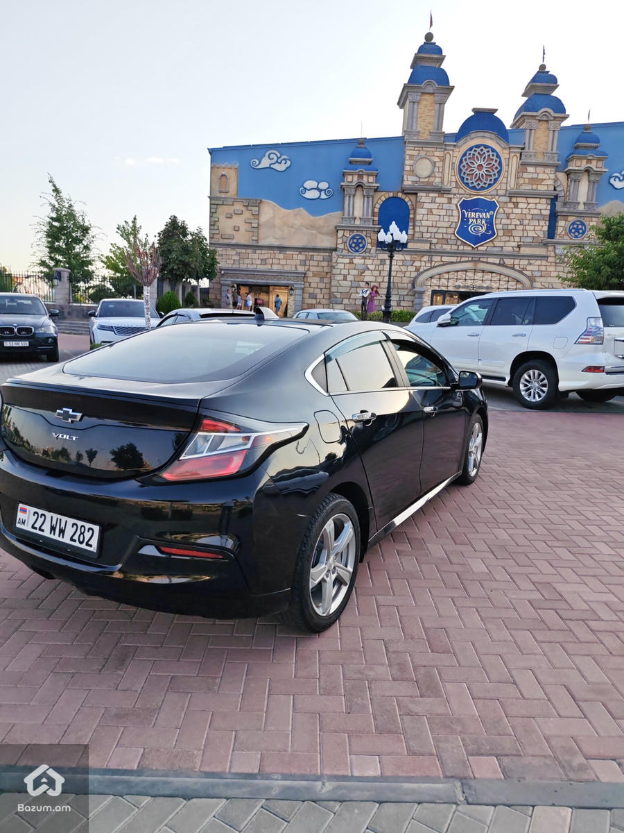Chevrolet Volt 2 LT - image 5