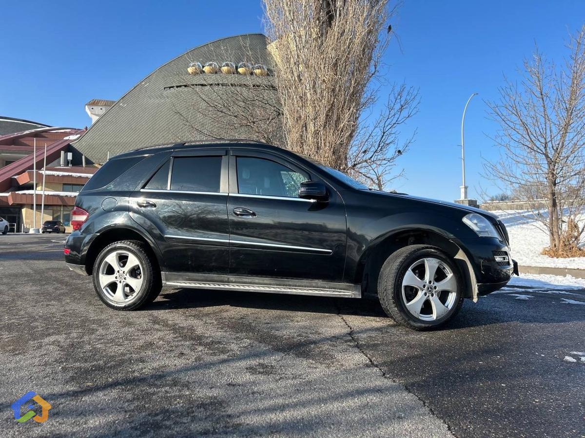 Mercedes benz  - image 15