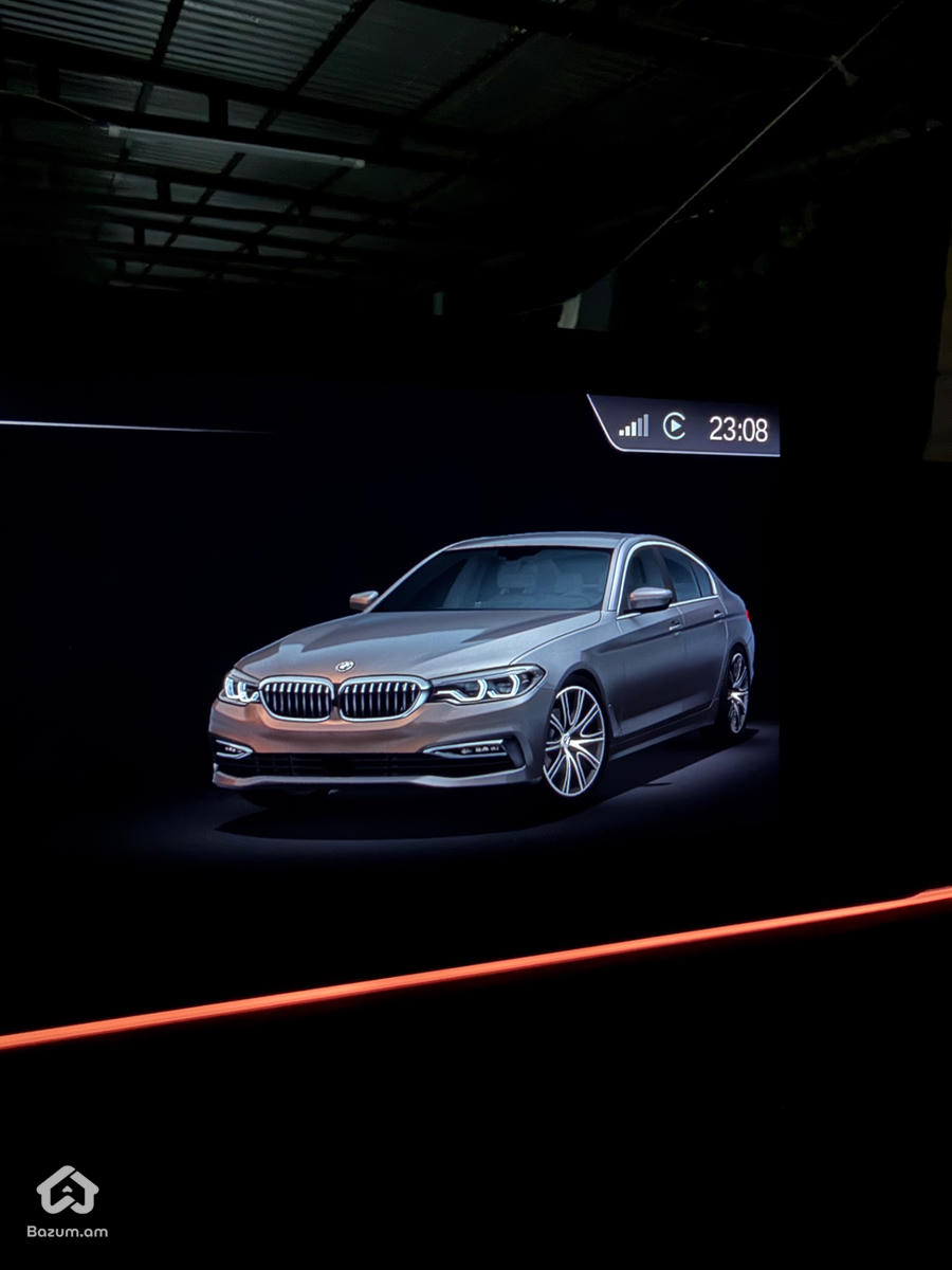 BMW 530I - image 25