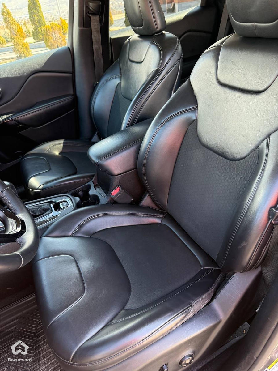 JEEP CHEROKEE 2019/2 2.4L - image 18