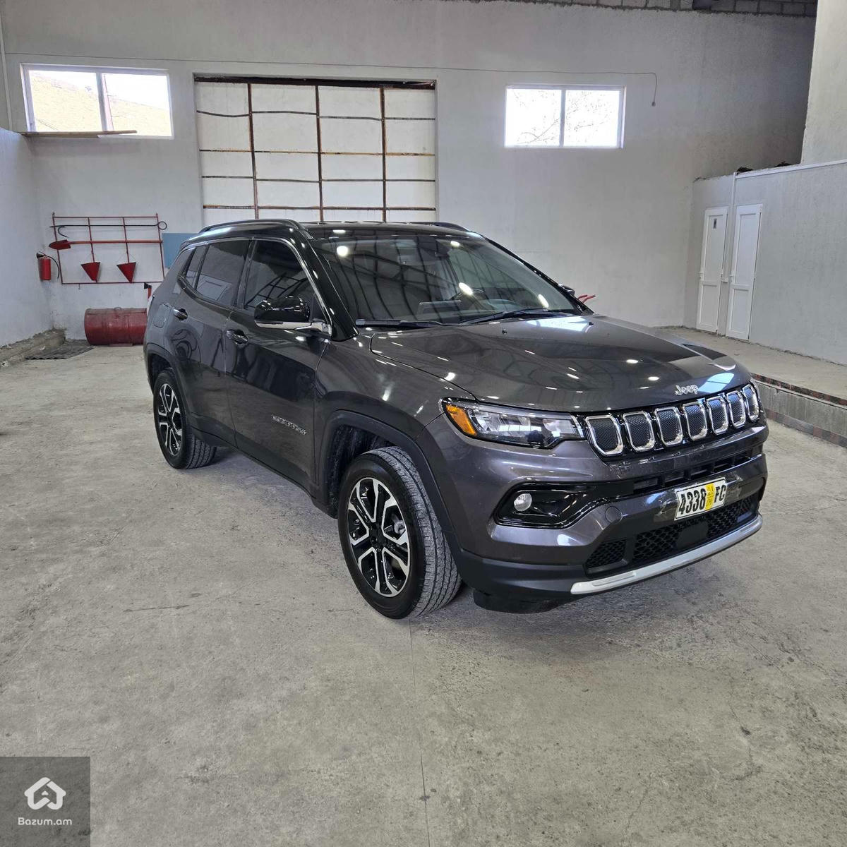 Jeep Compass - image 5