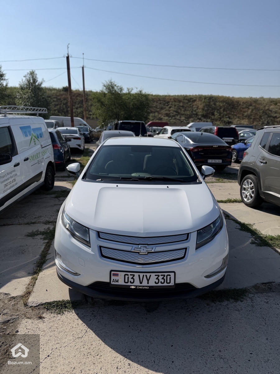 CHEVROLET VOLT 2013 - image 11