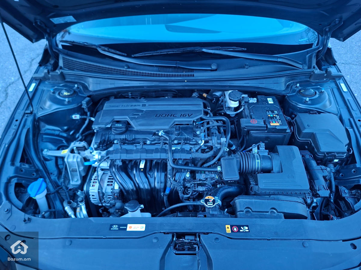 Hyundai Elantra 2025 - image 22