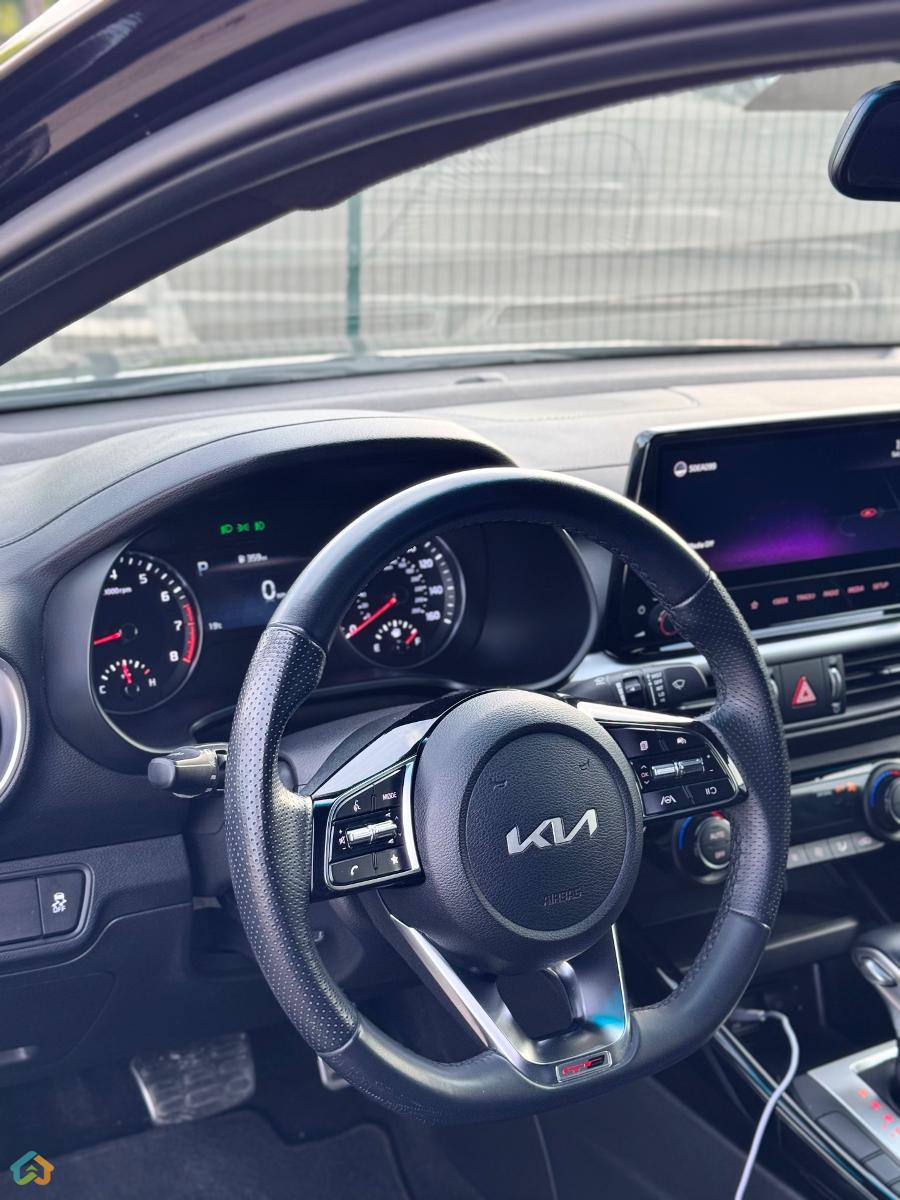 KIA FORTE 2022 Gt Line - image 13